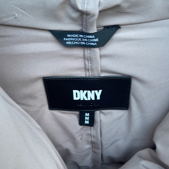 DKNY Puffer Coat Medium Tan Long Hood Belted Nwot Faux Down Winter M Khaki - Picture 5 of 8
